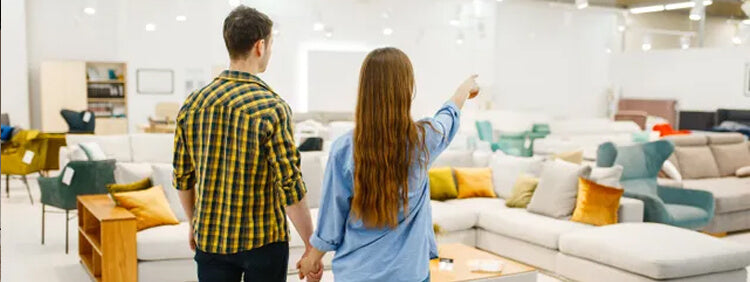 Couch vs. Recliner: Which Is More Comfortable for Your Lifestyle? (2025 Guide)